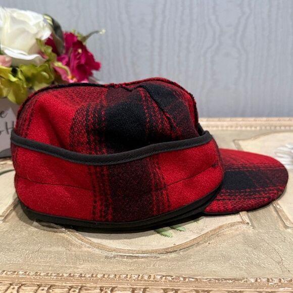 Stormy Kromer Red & Black Plaid Wool Blend Cap Hat Metal Hardware Sz 6 7/8 main image 7